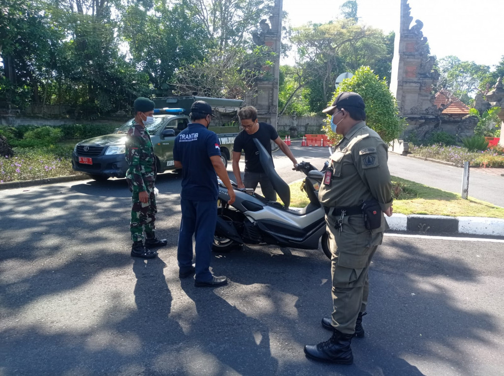 Selasa, 14 September 2021 - Giat Penegakan Prokes untuk Pengendalian Penyebaran Covid-19